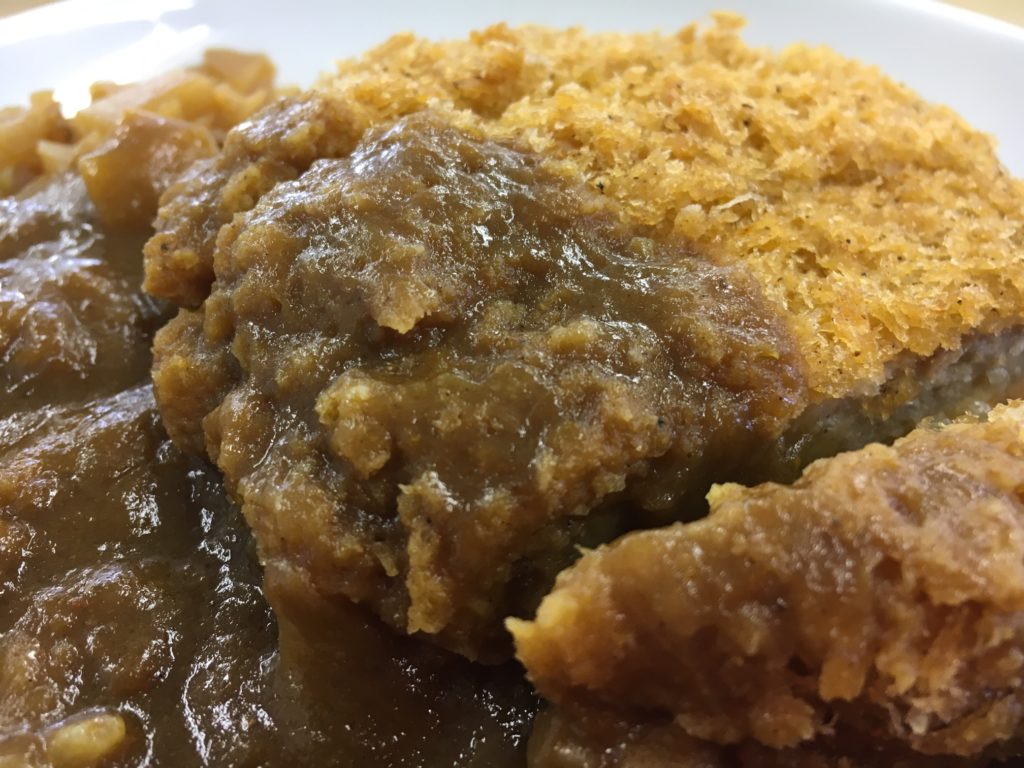 メンチカツカレー